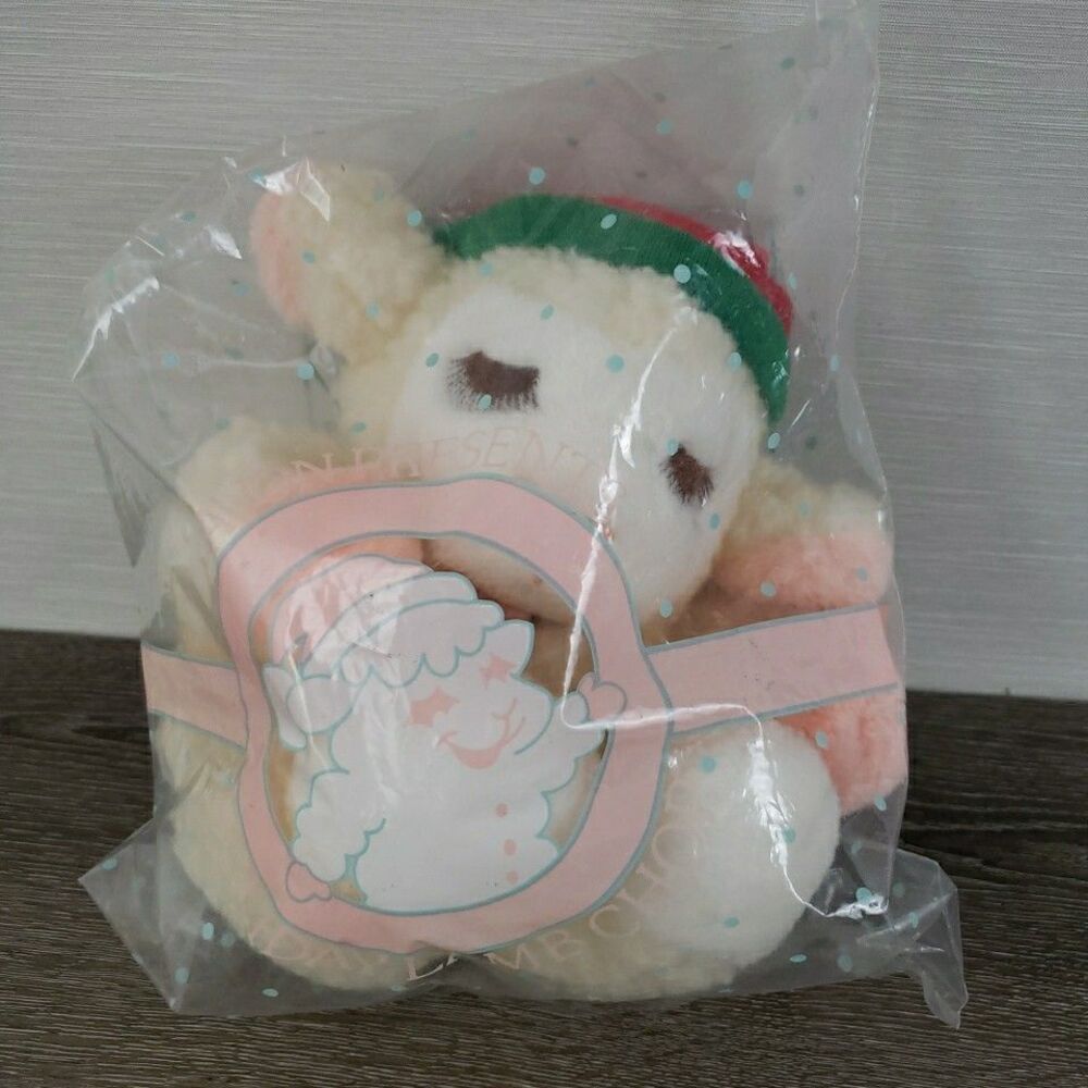 Shari Lewis Holiday Lamb Chop Santa Hand Puppet 1991 Avon New Old Stock